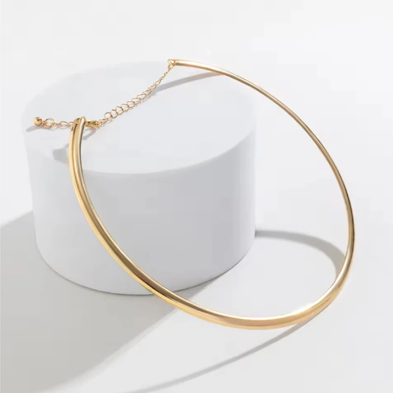 

Christmas Gifts Punk Smooth Metal Round Torques Choker Necklace for Women Simple Retro Personality Necklace Party Jewelry Gifts