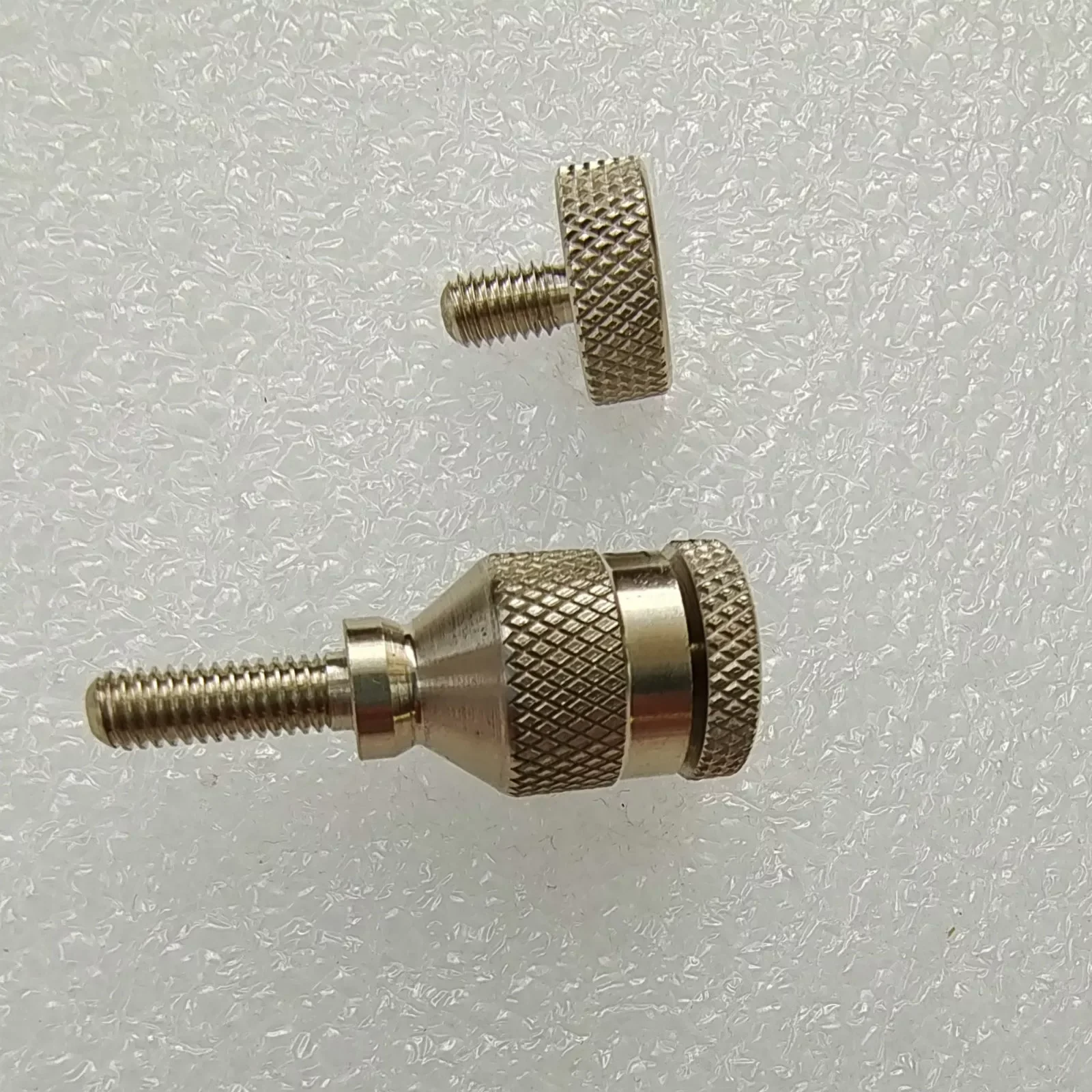 Sax Neck Tightening Screws /Suitable for Soprano Alto Tenor/Screw Diameter 4mm