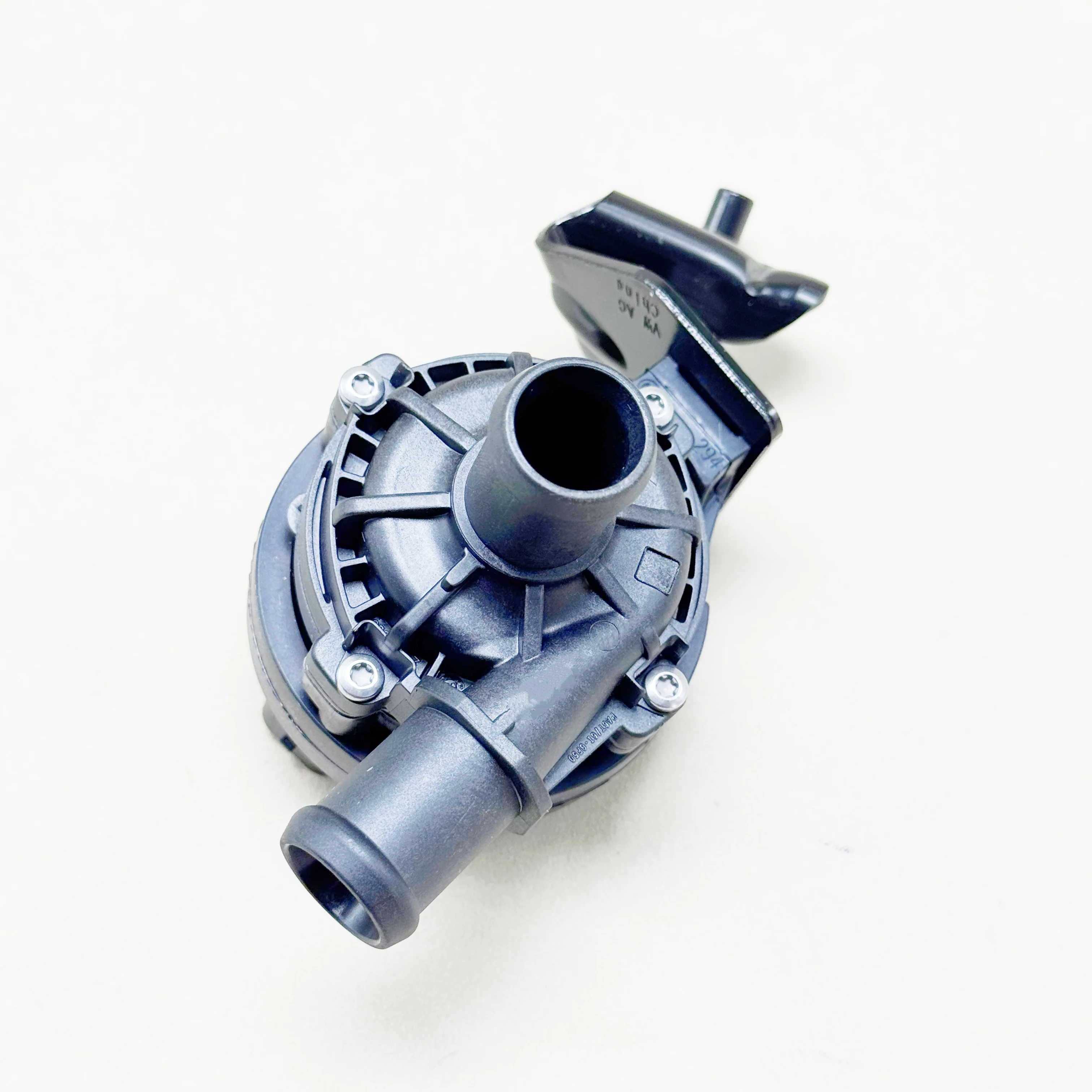 5Q0121599AA 2QD965567 5Q0965567H Auxiliary Coolant Pumps for Tiguan Passat B8 Golf Audi A3 Cabriolet A1 Q3 Q2