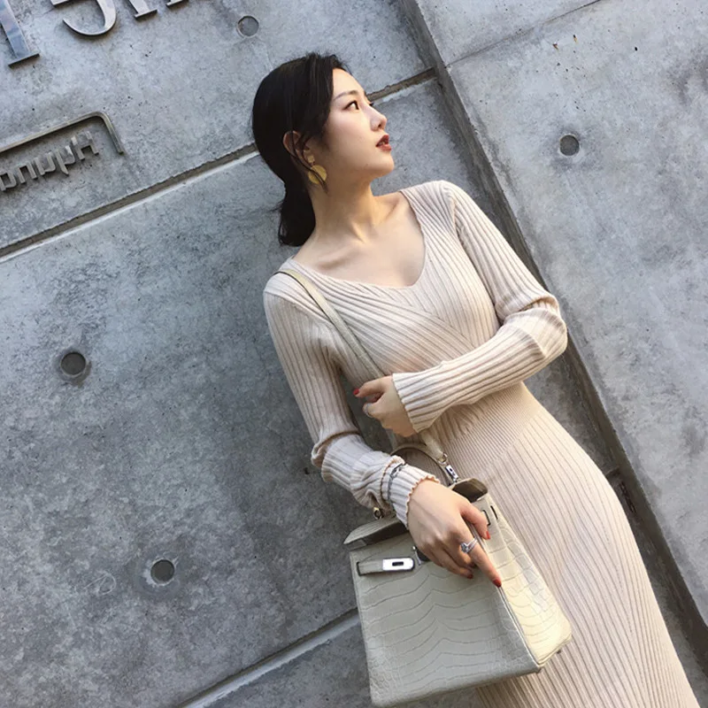 

South Korea Chic Early Autumn New Retro V-neck Waist Hugging Slim Fit Slimming Sheath Long Sleeve Knitted Dress Women 2023 New