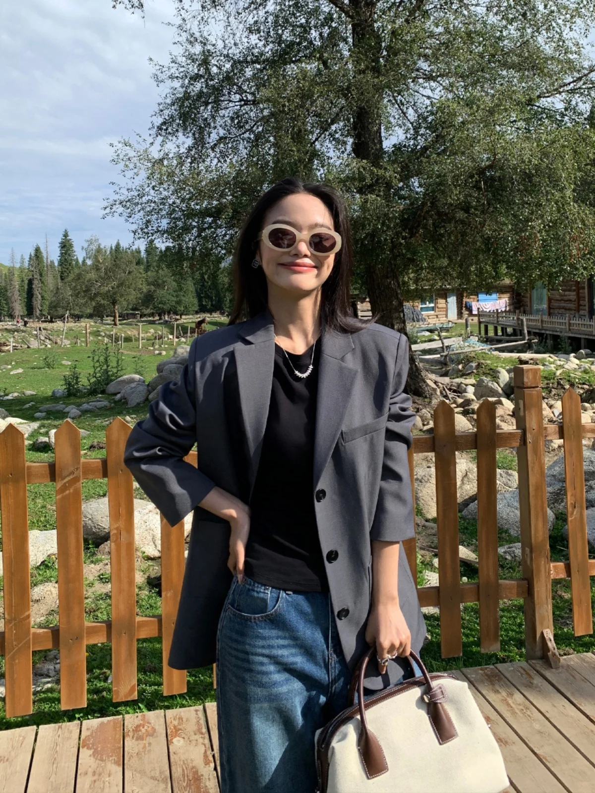 Classic Black Women's Suit Jacket Spring Autumn New Design  Knot Small Audience Western Style Top Polyester Fiber