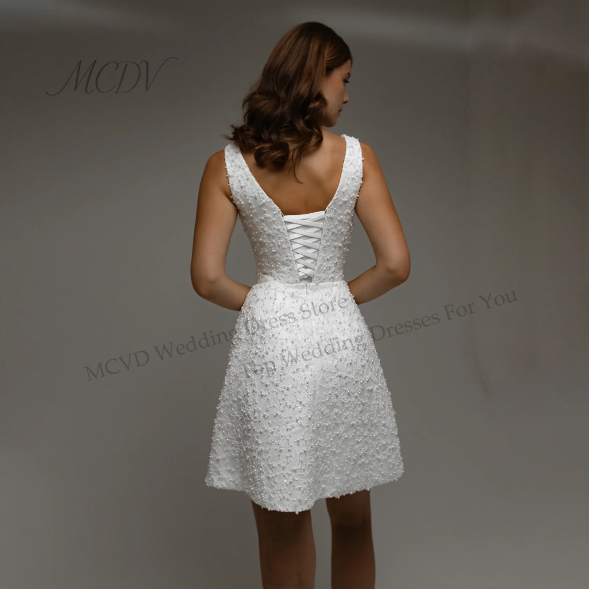 Customized White Delicate Beaded Lace V-Neck Wedding Dress Sleeveless Mini Vestidos De Noche Lace-Up Back After Party Gown