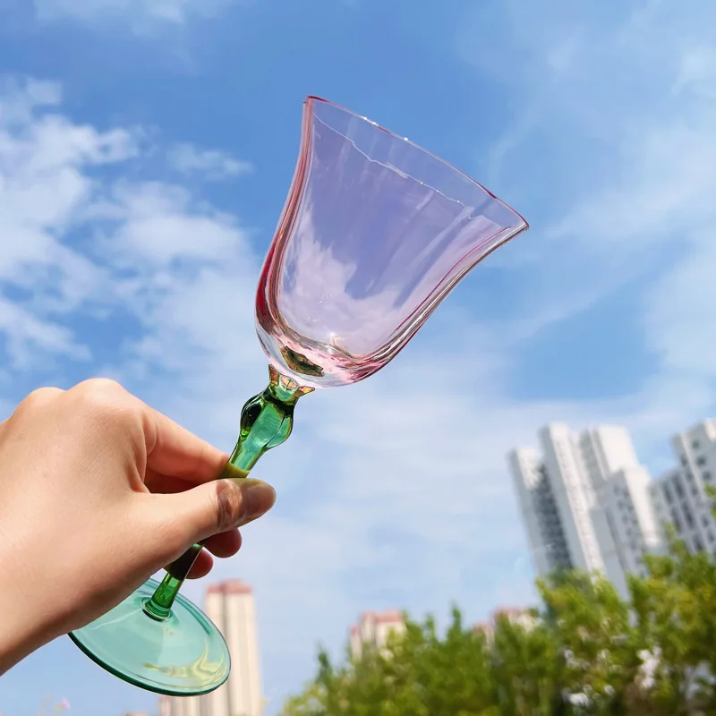 1 Piece Vintage Goblet 320ml Elegant Pink Flower Style Green Stem Two Tone Glass Goblet Red Wine Champagne Glasses Cup