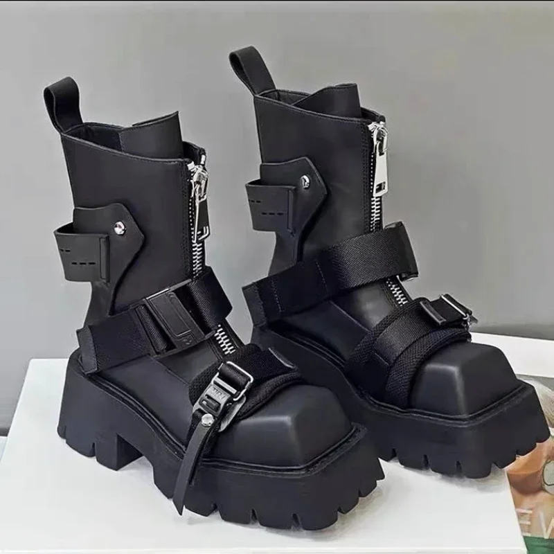 Genuine Leather Boots Women 2024 Tube Platform Boots Belt Buckle Design Cool Biker Botas Square Thick Bottom Head Ankle Boots