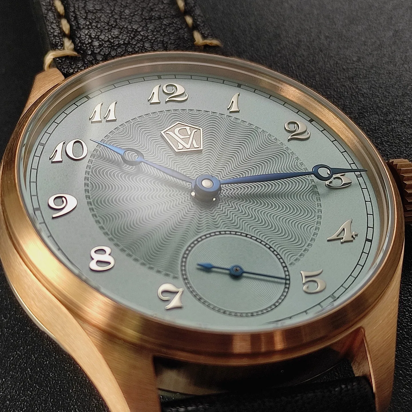 Reloj mecánico Manual para hombre 40,5, superficie de Guilloché de bronce y estaño, uña plateada tridimensional, aguja azul asada, gaviota ST3621