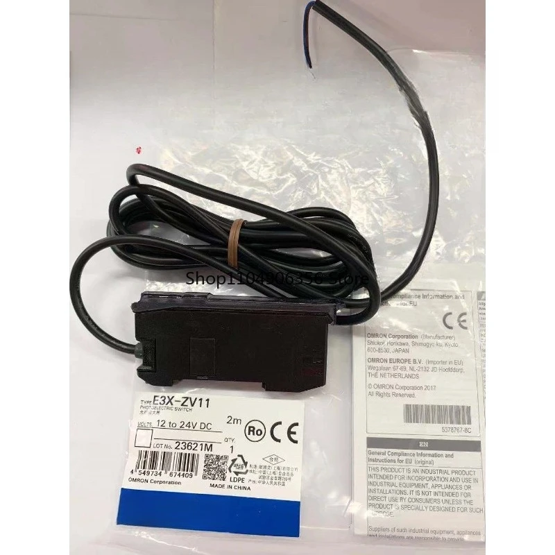 

New Original OMRON E3X-ZV11 Digital Fiber Switch Sensor