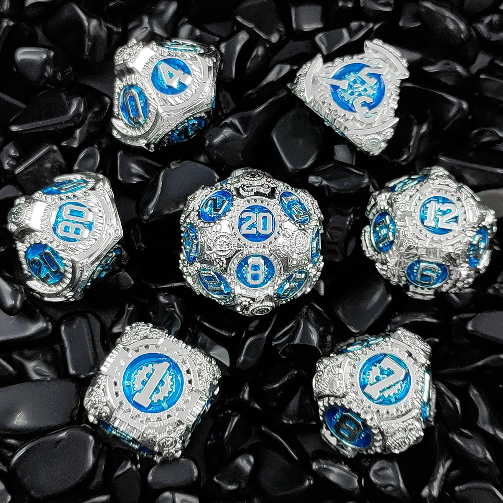 

7Pcs DND Metal Dice Set Sliver Blue Gear Dice D&D Board Game Dungeons Dragon TRPG Polyhedral Digital Dice Table Game D6~D20