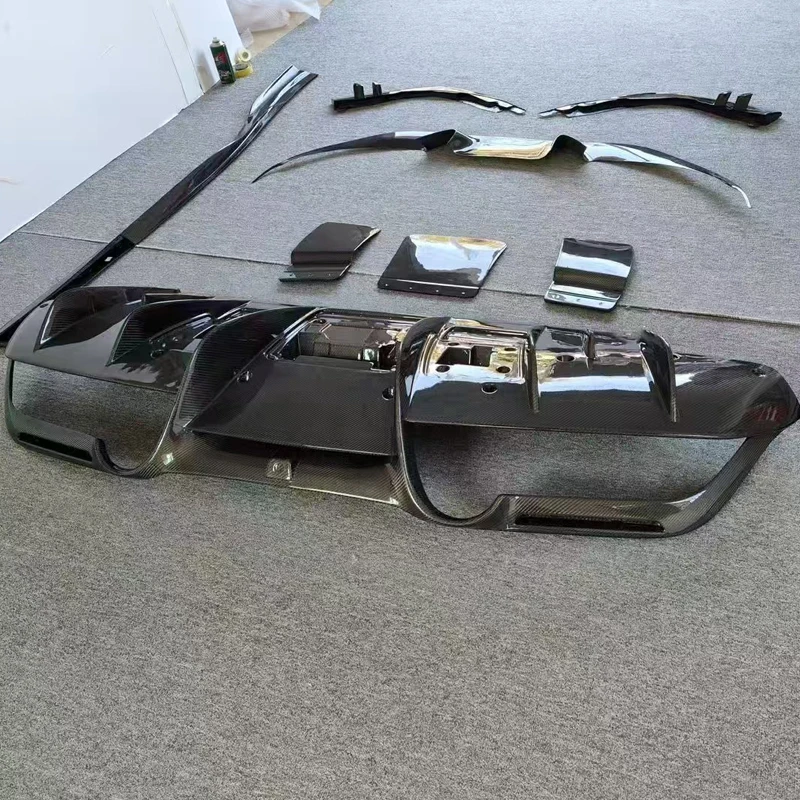 F8 Dry Carbon Fiber… - image