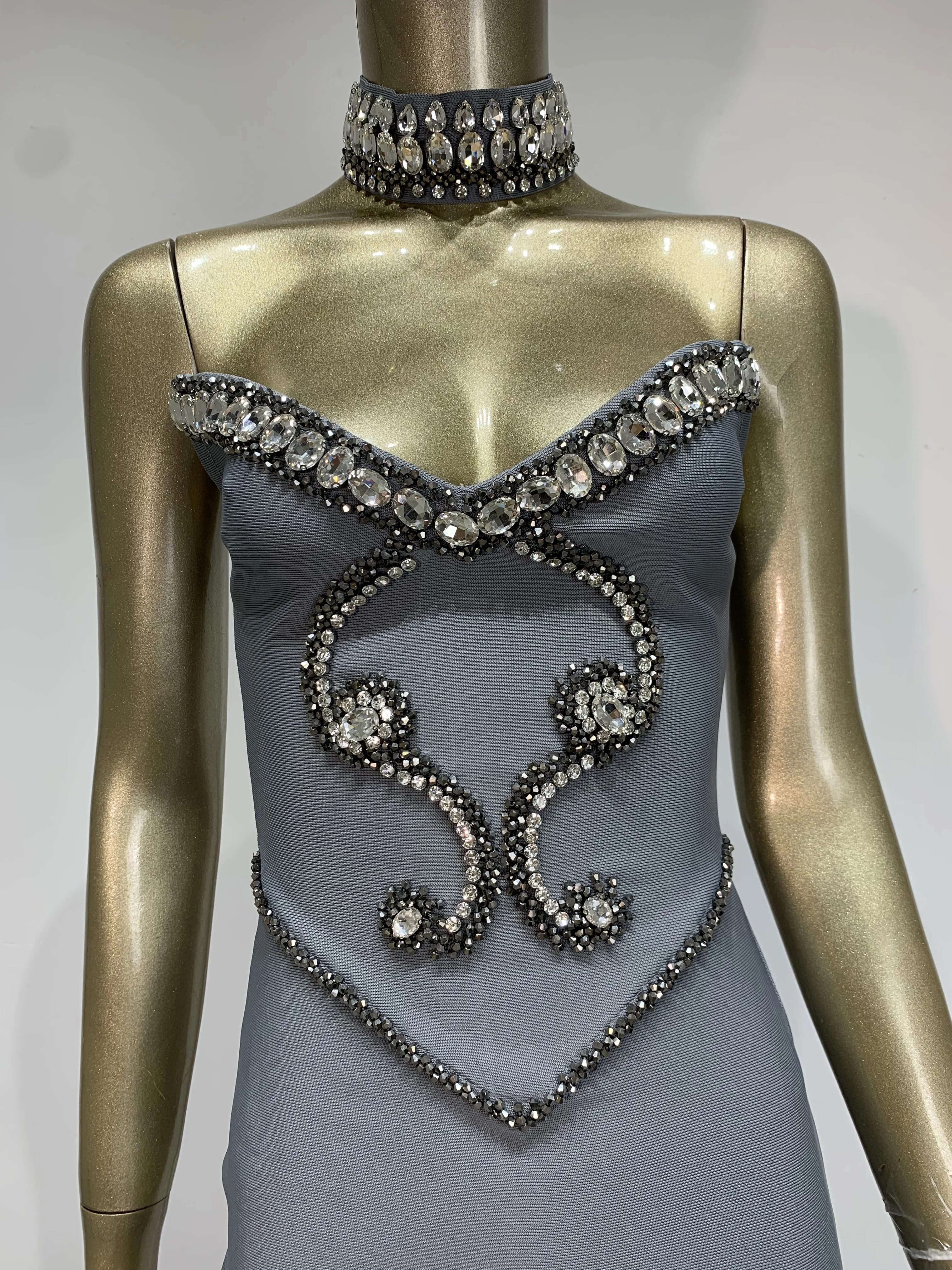 Top qualité femmes Sexy bretelles perles gris Maxi longue moulante robe de pansement 2025 élégant soirée Club robe de soirée