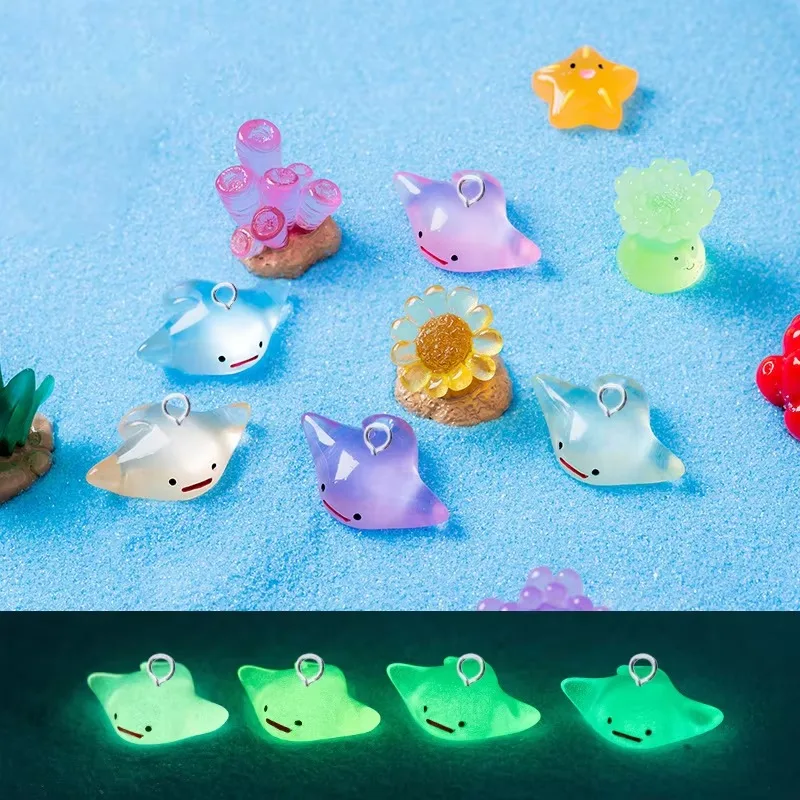 10pcs Fashion Animals Luminous Evil Fish Charms for Jewelry Making Kawaii Resin Manta Ray Pendants Crafts DIY Earring Keychain