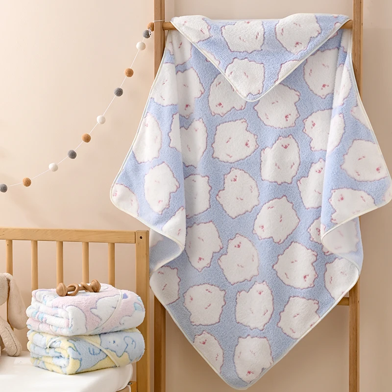 Coral fleece bath blanket, cute cartoon design, soft and comfortable, highly absorbent, with a hood for wearable use