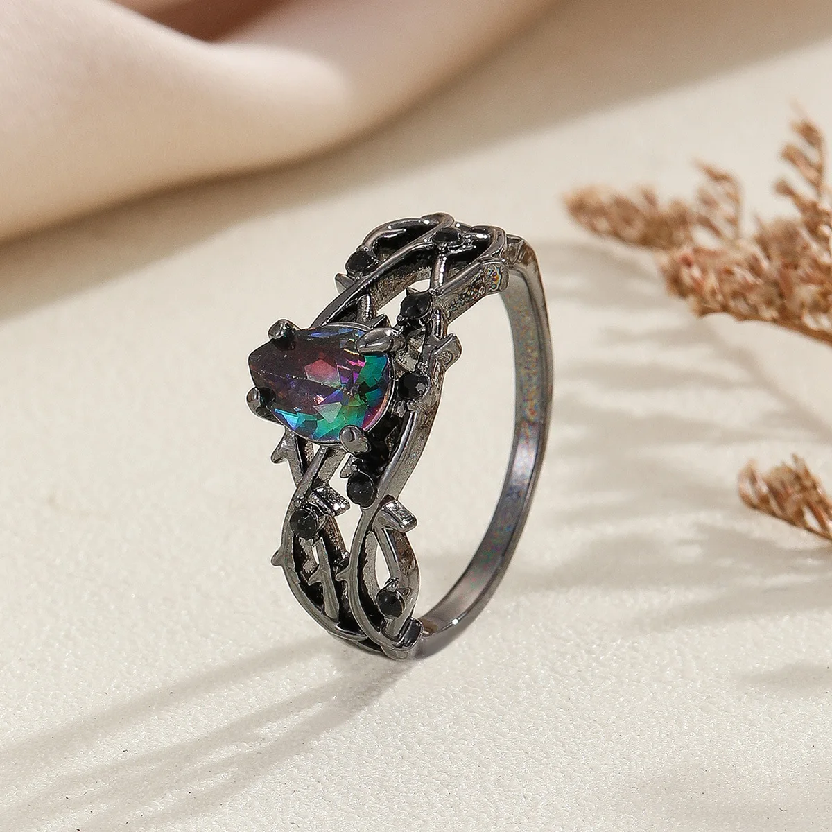 

European and American new products are hot-selling, women's rings, retro simple personalized women's rings