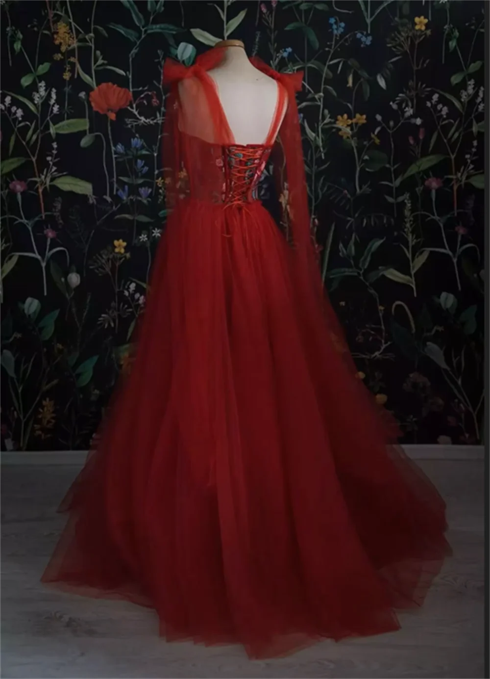 Red sweetheart tulle Prom Dresses فساتين السهرة  Appliquéd corset Evening Dress A-Line Formal Party Dress Graduation Gown