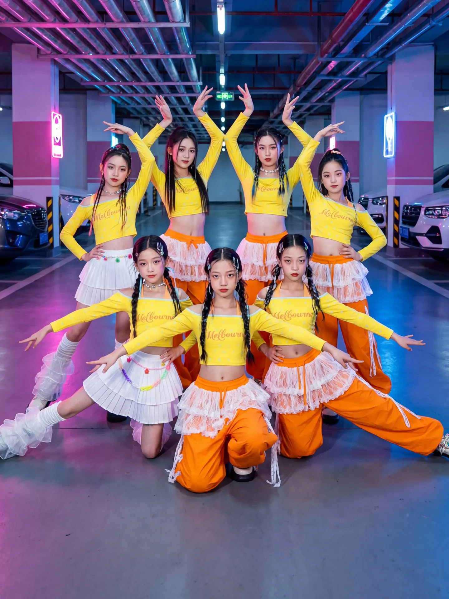 

Детские костюмы для хип-хопа 2026: укороченные топы и свободные брюки для девочек, уличная танцевальная одежда, одежда для джазовых танцев DQS22009