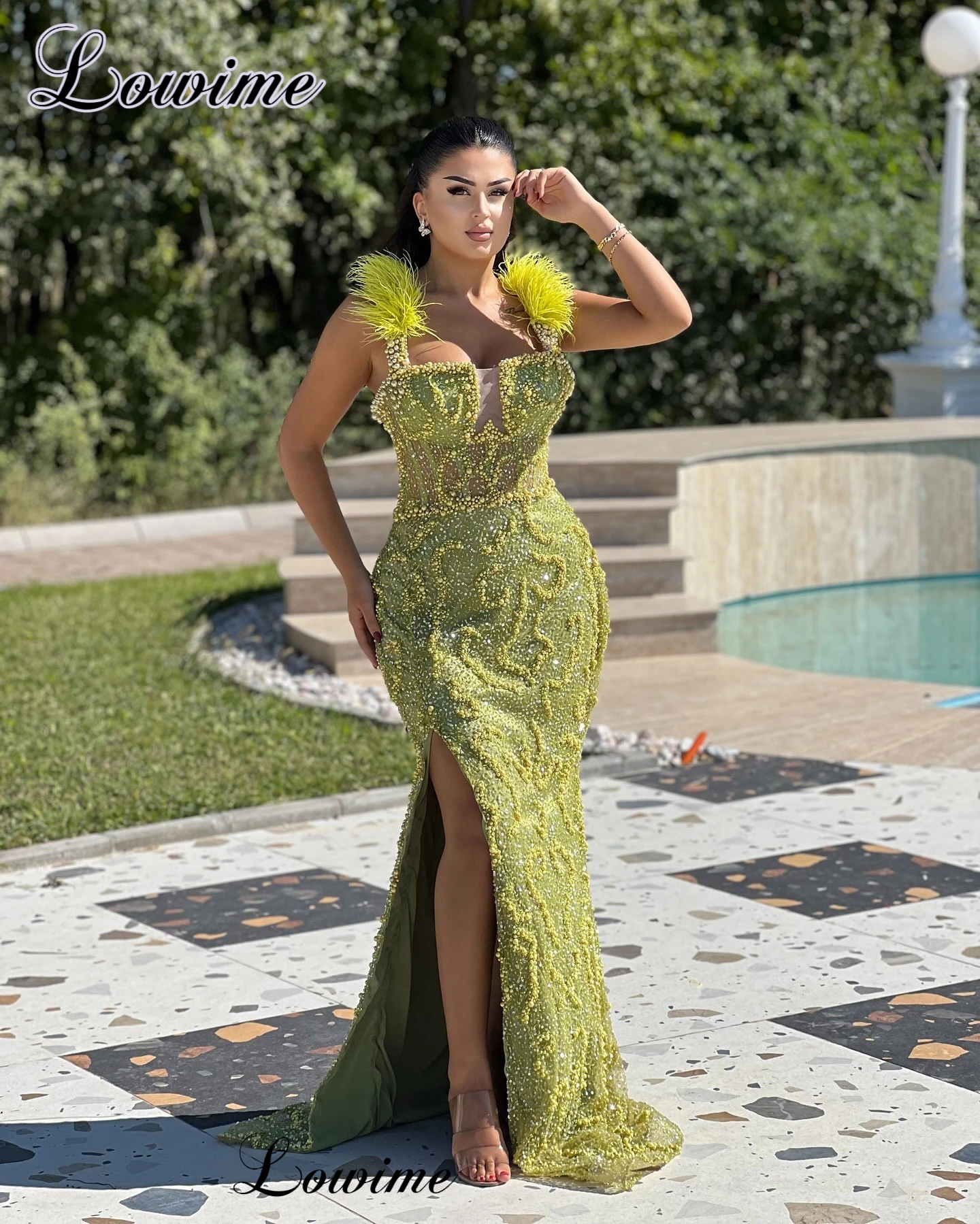 Beaded Green Prom Dresses With Side Slit Spaghetti Strapless Celebrity Dresses Mermaid Vestidos De Cóctel Evening Party Gowns