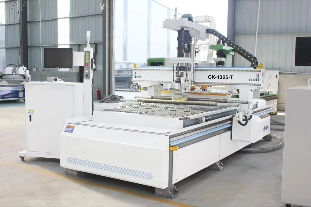 Versatile 1325 ATC CNC Engraver for Advertising Signs, Wood Art, and Metal Nameplate Manufacturing