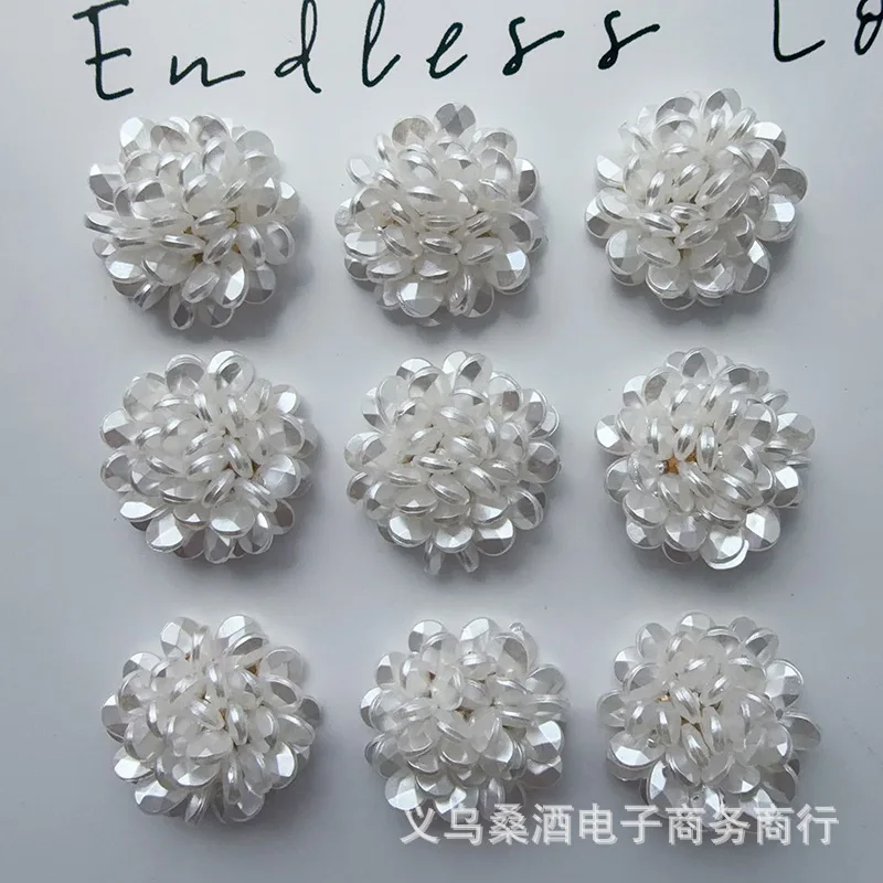 Premium Simple Fresh Pearl Petal Ball Shoe Clips for Crocs Transparent Jelly Shoes Non Slip Sturdy Cute Elegant