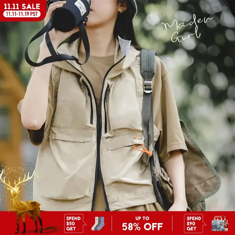 

Maden Women's Mountain Outdoor Camping Vest Japanese Hooded Loose Casual Sleeveless Jackets Large Size Cargo Pocket Waistcoat