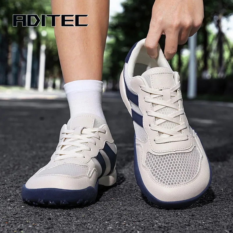 Wide-Toe Shoes, Summer Breathable Mesh Sports Shoes, Suitable for Both Men and Women as Outdoor Travel Shoes
