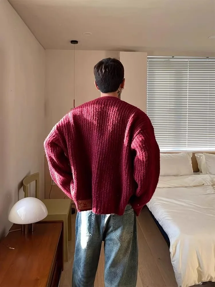 

Розово-красный открытый кардиган с V-образным вырезом, трикотаж, мужской свободный крой, осень-зима, новый повседневный топ, длинный све