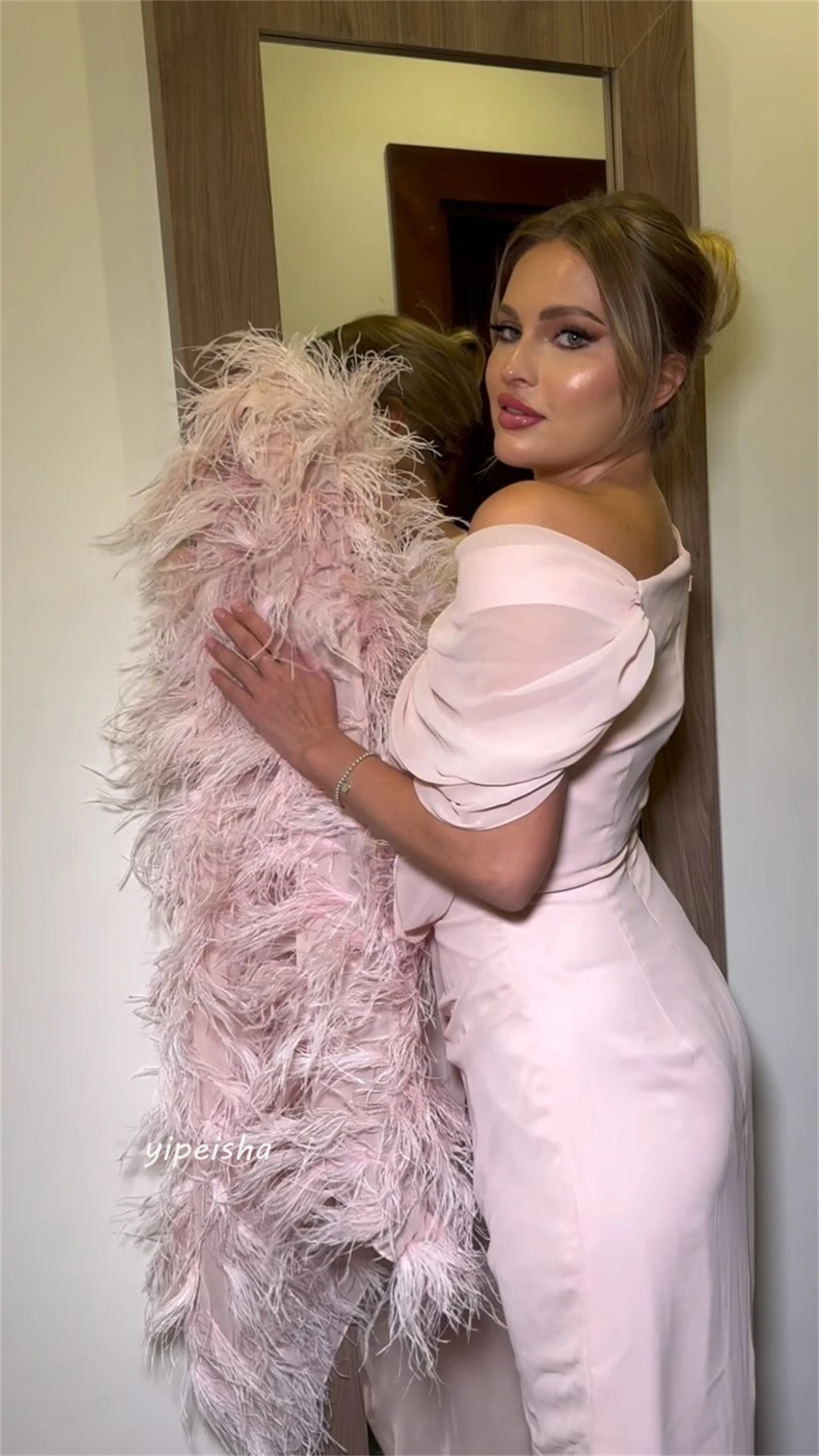 Vestido de graduación de Arabia Saudita, traje de gasa plisado con plumas, corte en A, un hombro, a medida, hasta el tobillo, ideal para cumpleaños