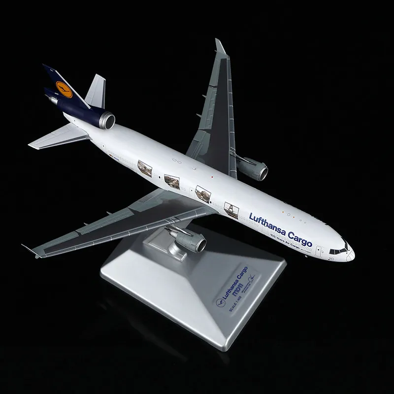 YY Wings Diecast 1/400 Scale Lufthansa MD-11 D-ALCC Passenger