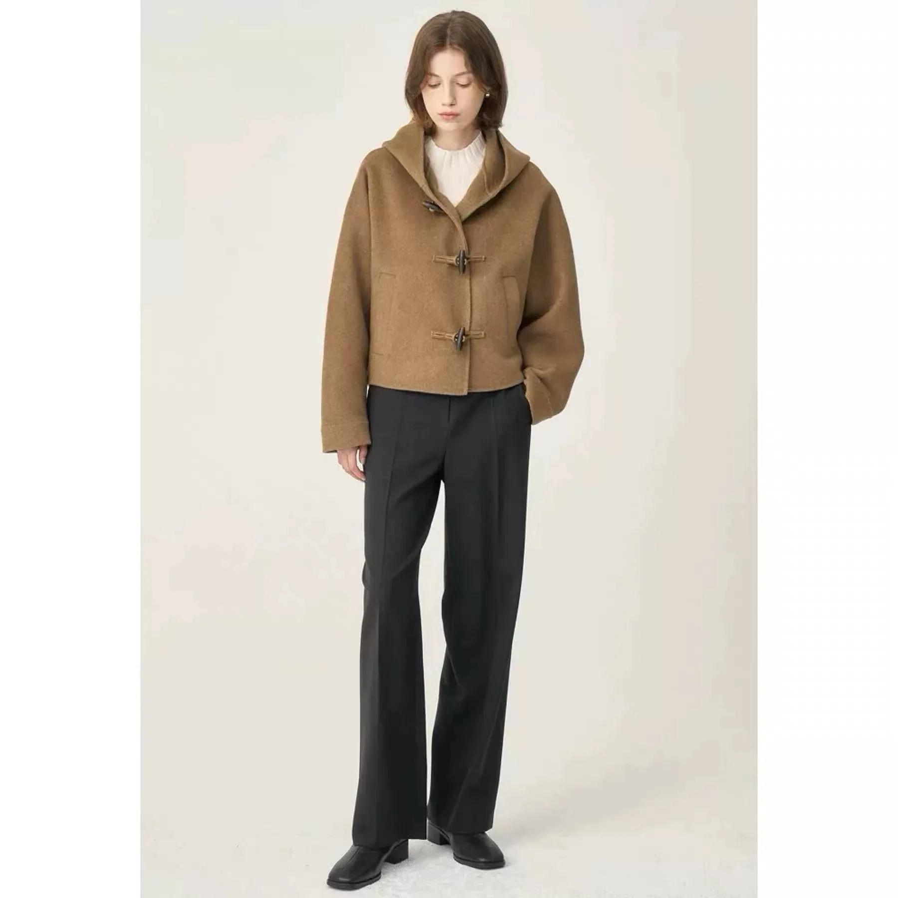 

Classic Double-Sided Woolen ort Jaet with Hat And Horn Buttons Versatile Lemon Cheesethe Cas25 Autumn Faion Ladies' Coat