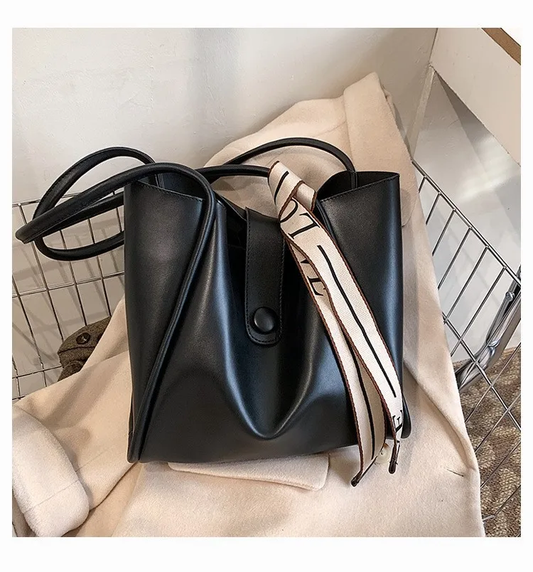 New Arrival Hot Sell Ladies PU Fashion New Solid Color Large Capacity Tote Bag To Go Out Portable Portable Shoulder Bag