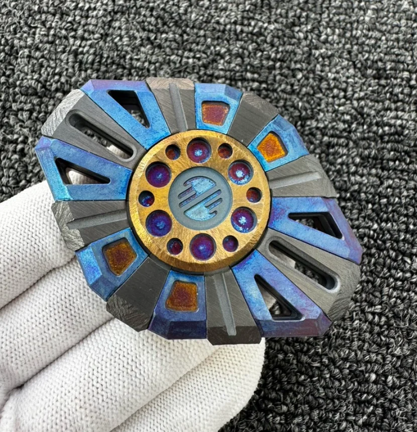 Used EDC MW Turbine Fingertip Gyroscope Titanium Alloy+Zirconium Carving Spinner Fingertip Gyroscope Decompression Toys