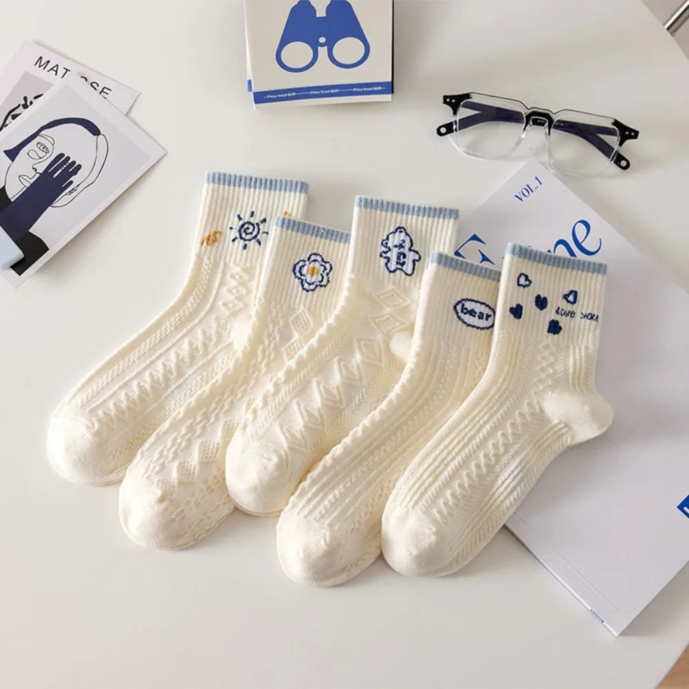 10 Pairs Breathable Women's Mid Length Socks Cartoon Pattern Cute Bear Ankle Socks Sweat Absorption Short Socks Spring