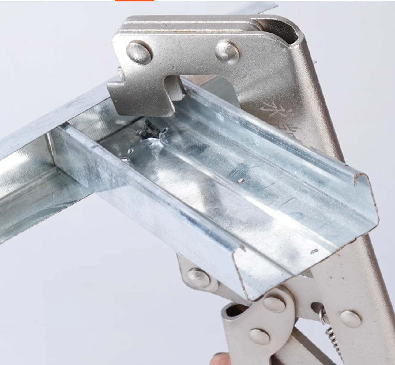 One handed keel pliers Practical and labor-saving edge bone drilling pliers Ceiling gypsum board partition without rivet pliers