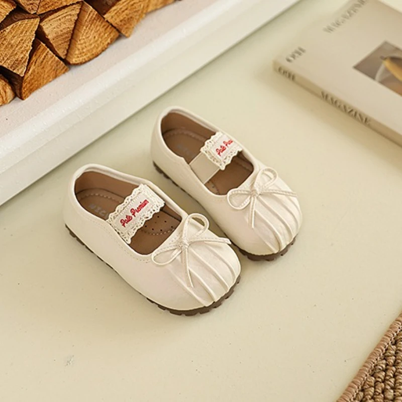 2025年秋新作 子供用レザーシューズ 女の子向け 韓国風 ソフトボトム 滑り止め 多用途 シック プリンセスシューズ