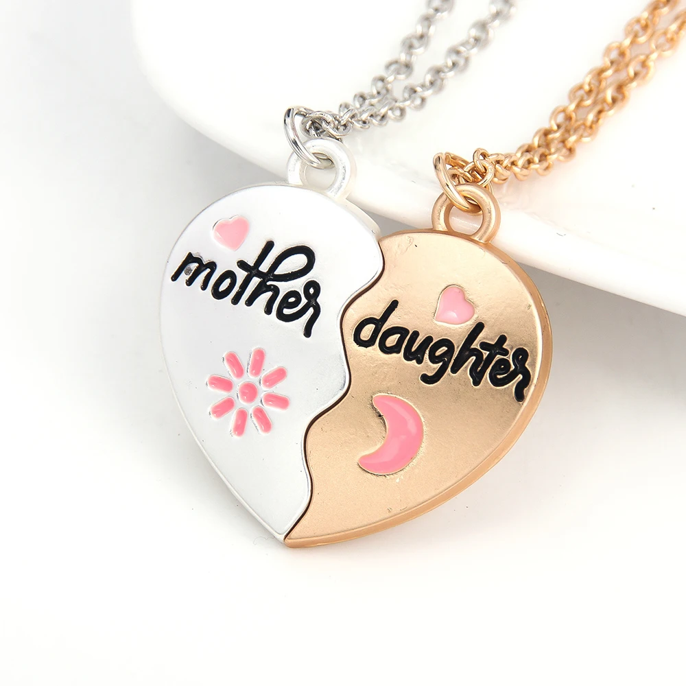 Love Heart Splicing Necklace Mother & Daughter Letter Magnetic Pendant Women Clavicular Chain Jewelry Mother\'s Day Gift