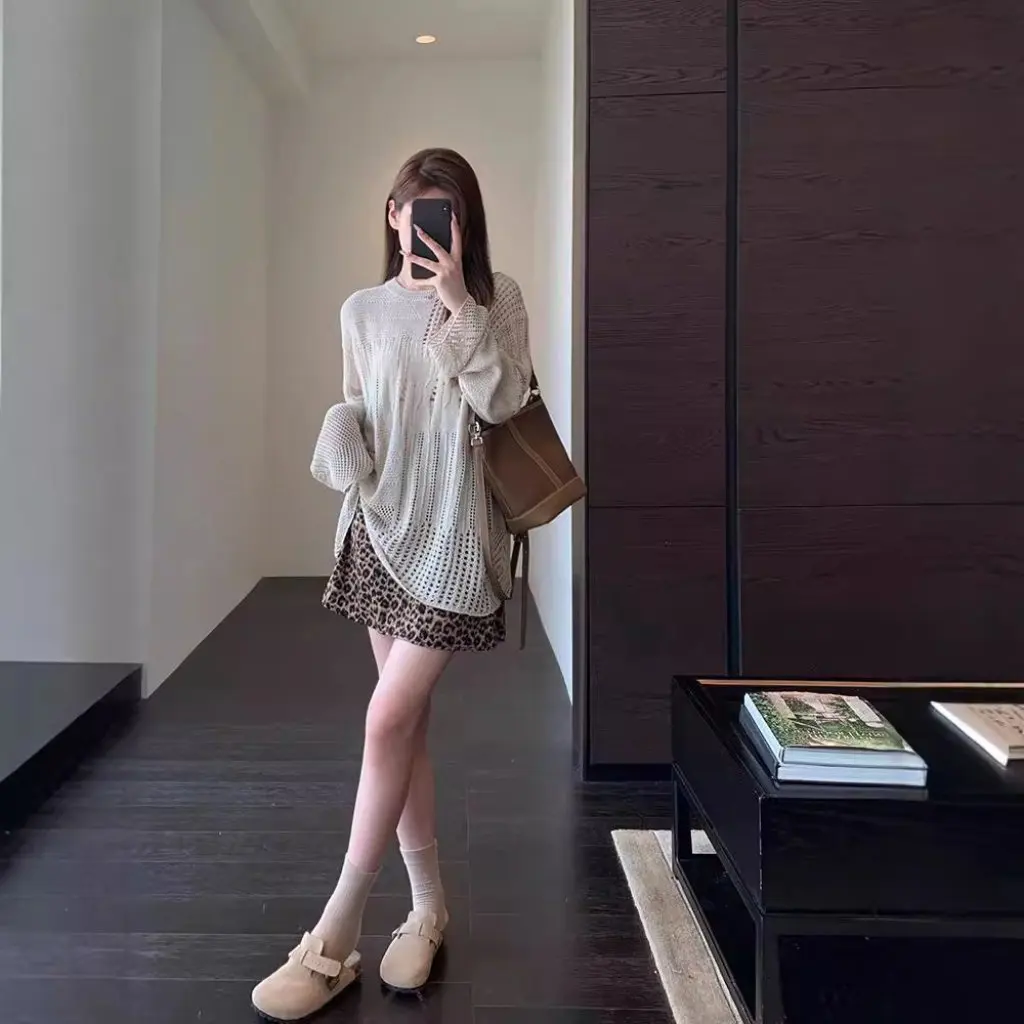 

Fashionable Girly Lazy Hollow Knit Sweater Loose Slim Women's Top for Autumn New Arrival F081311
