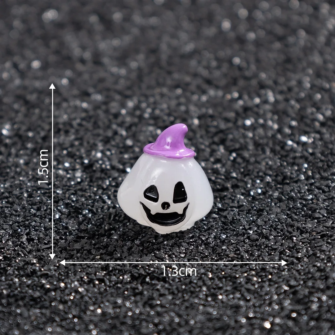 8pcs Miniature Halloween Figurine Set Luminous Figurine Miniature Halloween Cartoon Pumpkin Ghost Micro Landscape Ornaments