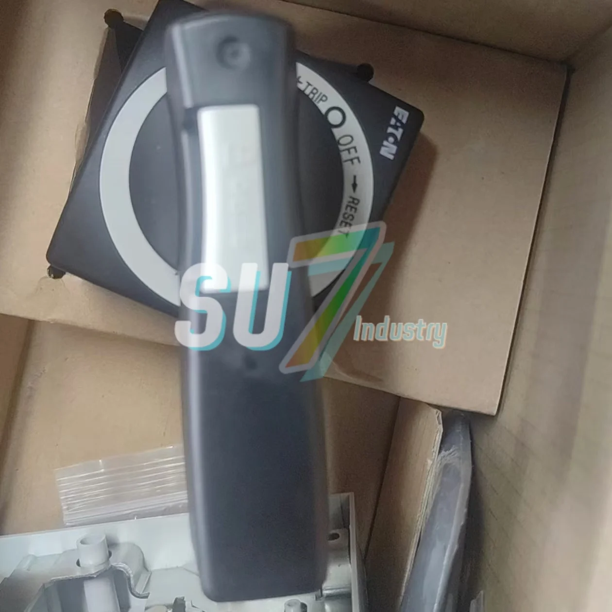 Interruttore automatico NZM3-XTVD NZM2/3-XU24DC Nuovo originale