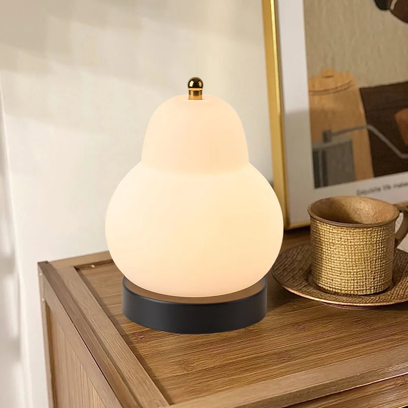 

Charging touch French cream pear desk lamp bedroom bedside portable night light ins wind atmosphere decorative desk lamp
