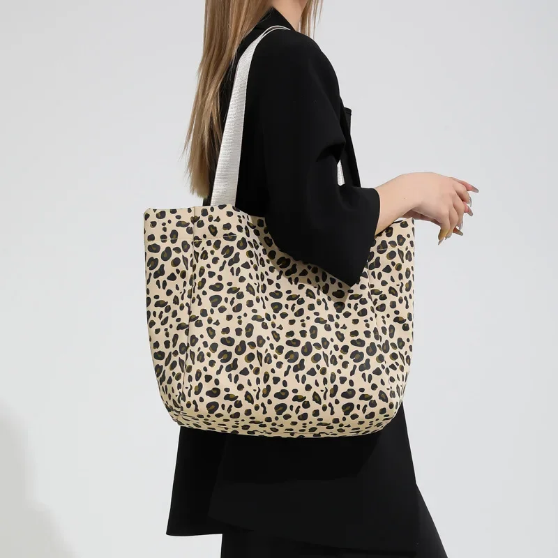 2024 New Personalized Floral Printing Leopard Print Full Flower Trend Tote Bag Cloth Surface Shoulder Bag Underarm Women's Bag