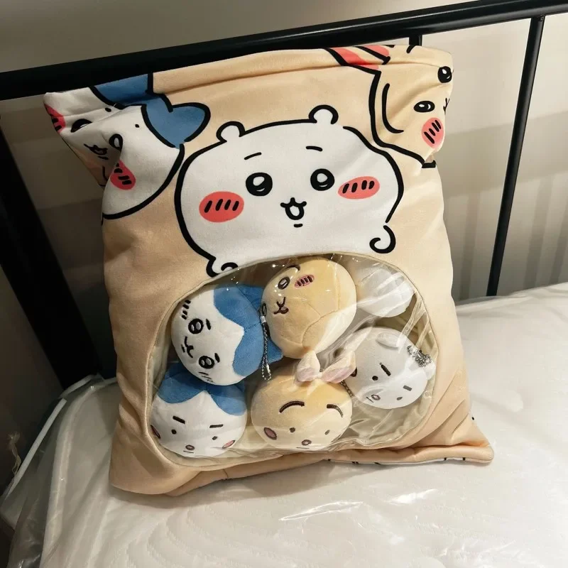 

Funny A Bag of Chiikawa Doll Cartoon Hachiware Usagi 6pcs In Bag Plushies Kawaii Anime Plush Toy Bag Pendant Sofa Bed Cushion