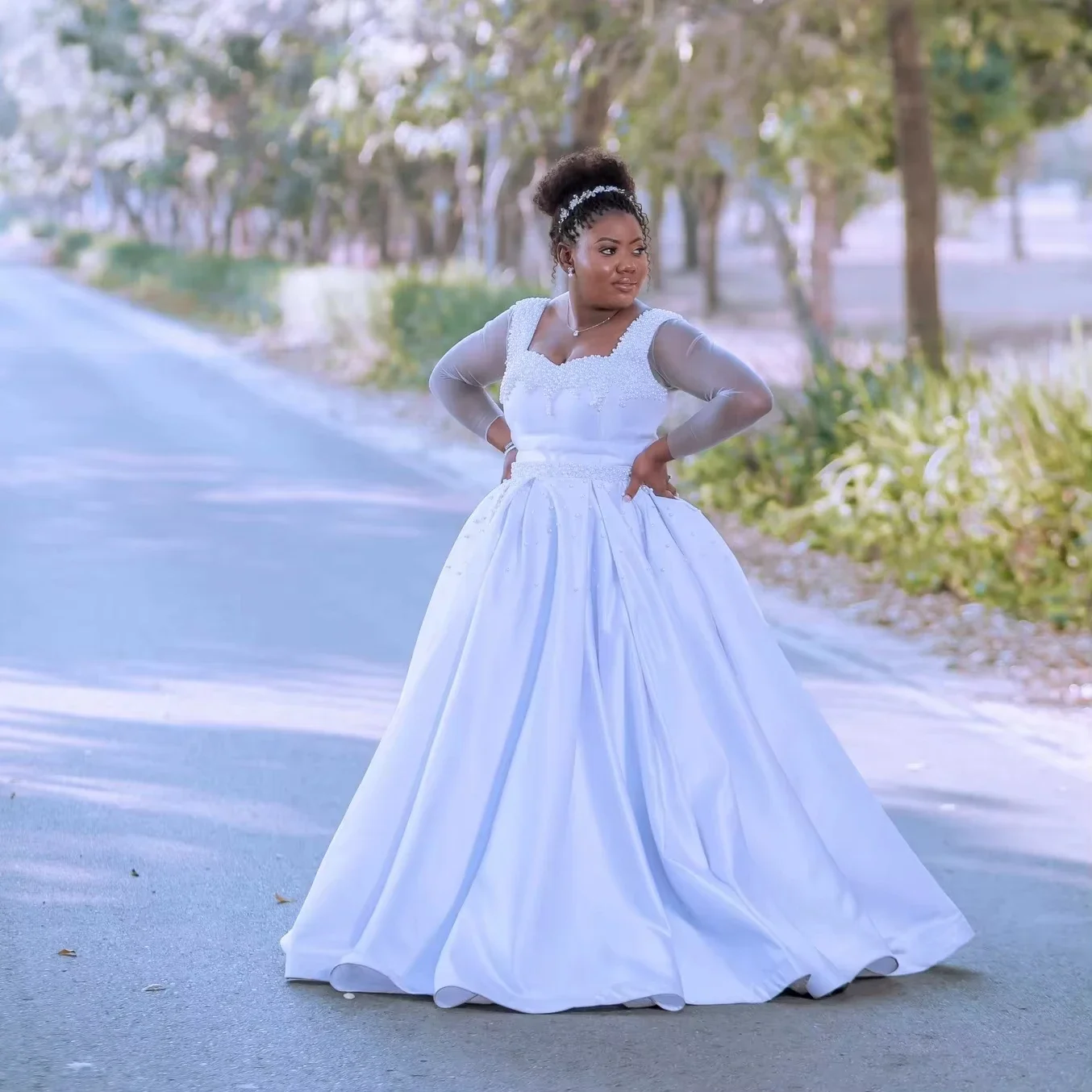 Customized  2 In 1 Lace Wedding Dresses Long Sleeve Sheer Bateau Appliques Detachable Train Bride Wedding Gowns