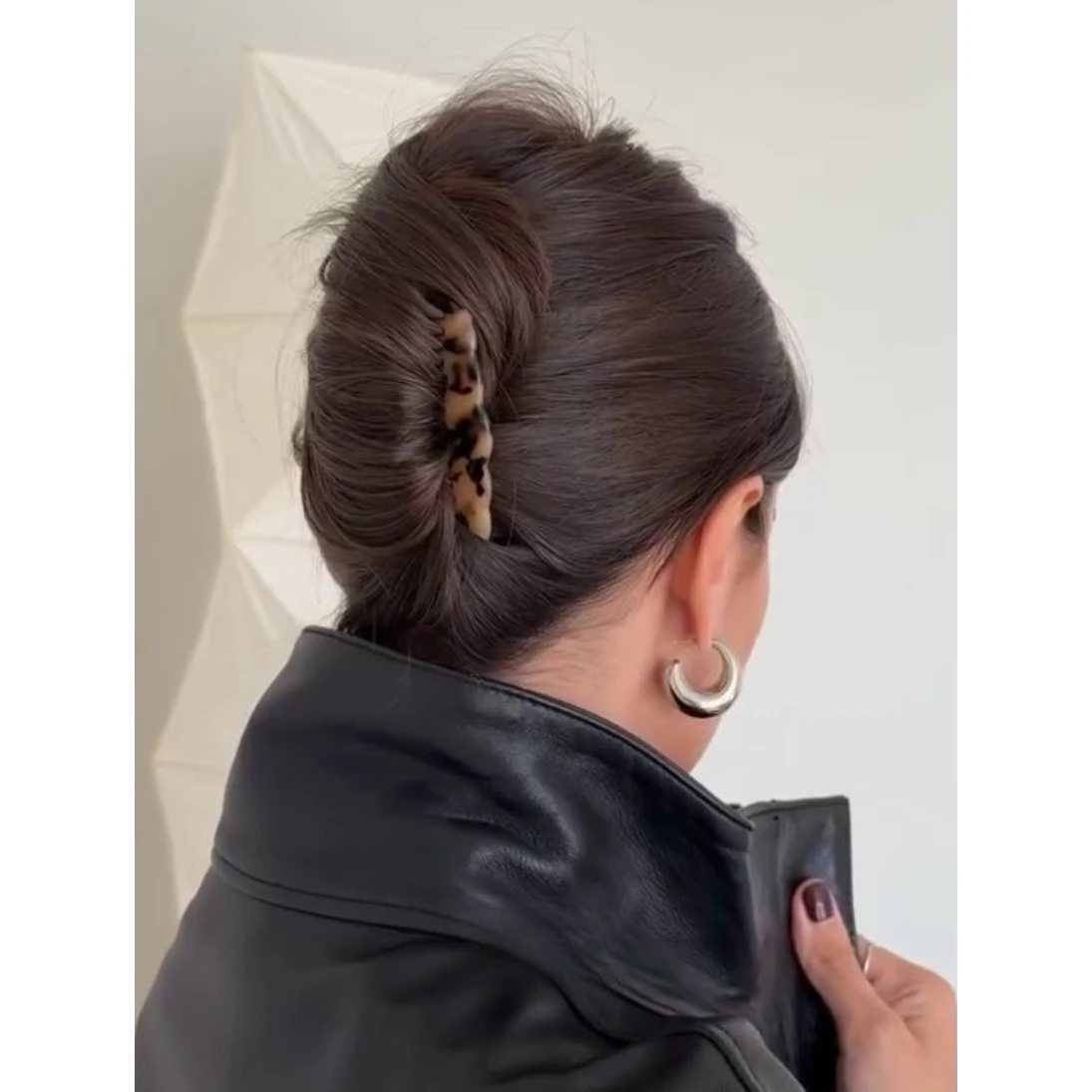 Vintage Tortoiseshell Hairpin for Women Flipping Updos Hair Styling Tools Hairbrush Seamless Headwear Hair Clip Accessories