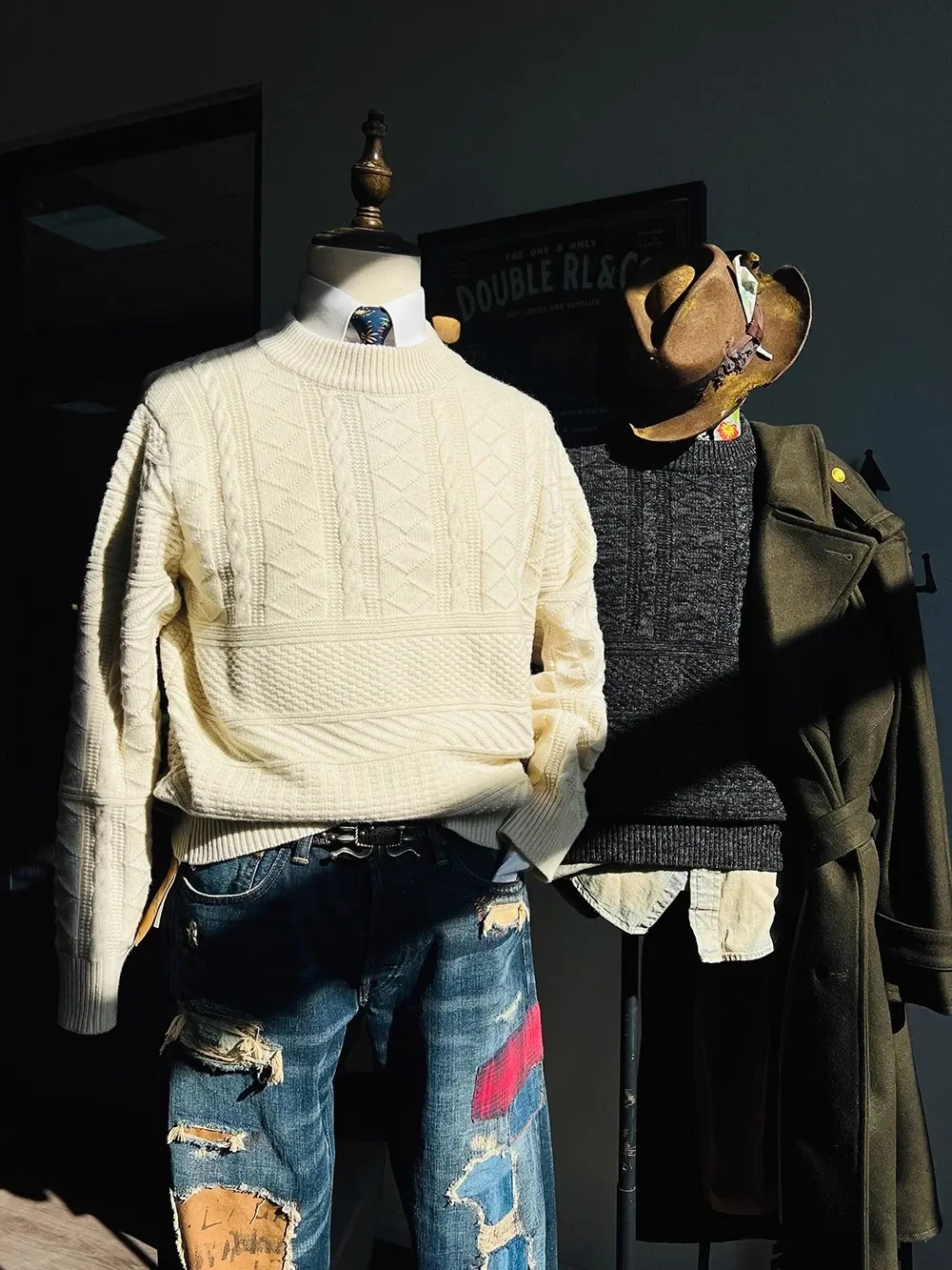 

Tailor Brando Американский винтажный R * L полуводолазка Тяжелый свитер с витым цветком Aran Утолщенный пуловер Шерстяной свитер