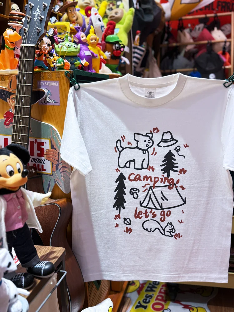 T-shirt Estiva in Puro Cotone Stile Retrò Americano con Stampa Divertente di Cani nella Foresta