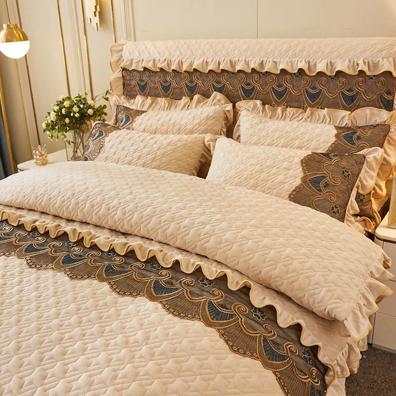 Set di biancheria da letto copripiumino in velluto trapuntato nordico Set di biancheria da letto matrimoniale Queen King di lusso Copripiumino in