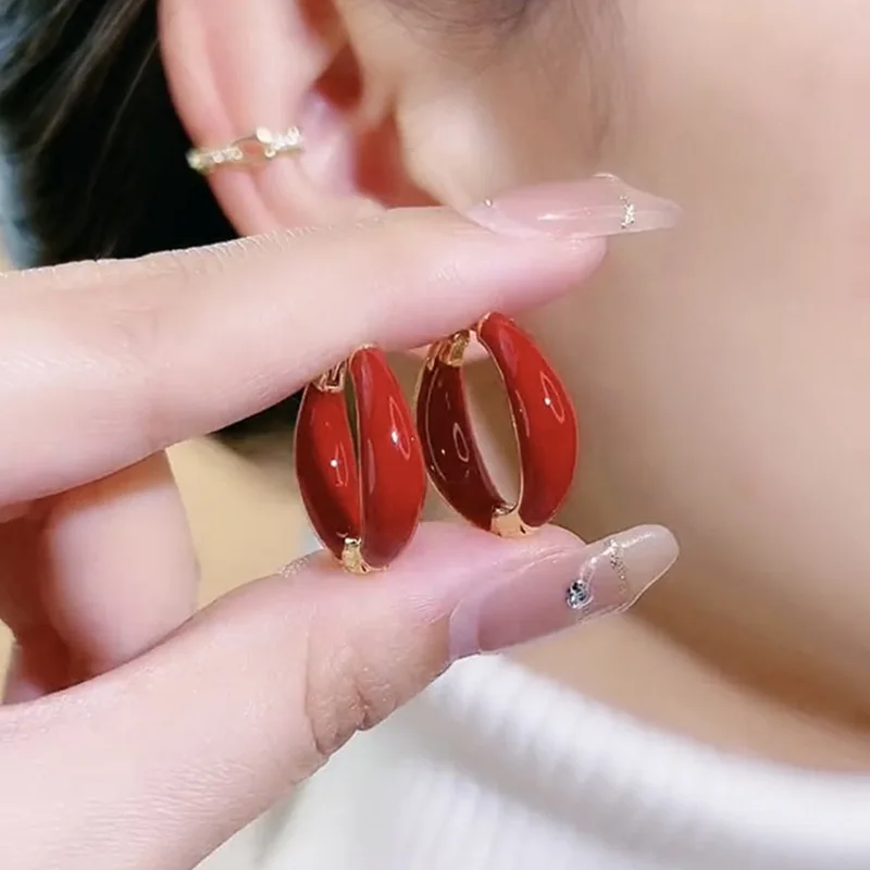 Temperament Senior Sense Dripping Oil Ear Buckle Ear Ring 2024 New Tide Exquisite Net Red Everything Pair Earrings Female