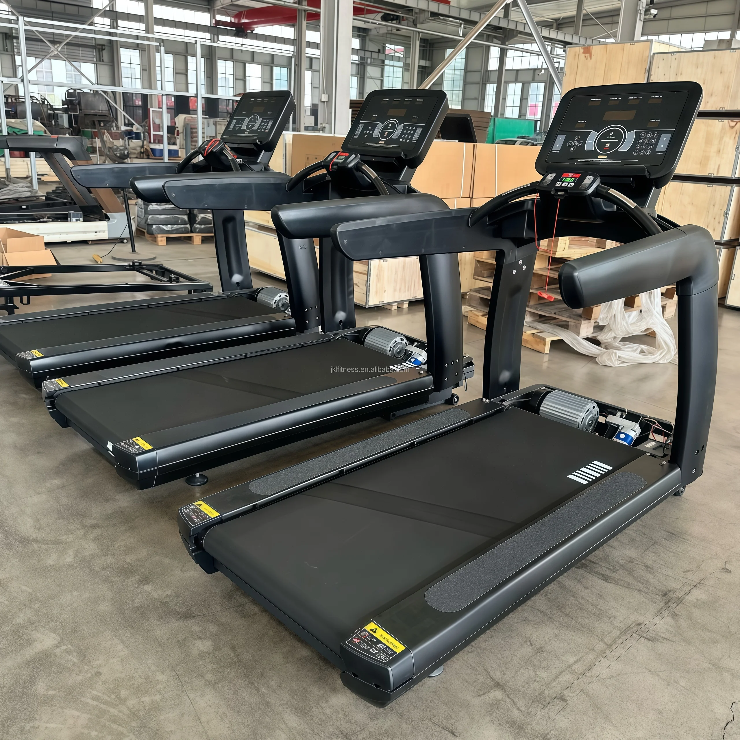 Professional China Home Use Electric Steel Treadmill 2HP Motor 180KG Capacity Wireless Heart Rate Exercise