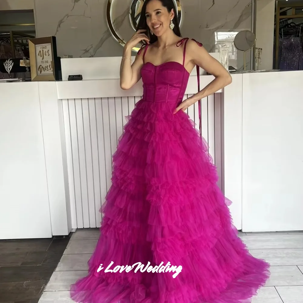 فستان حفلة موسيقية أحمر وردي بدون حمالات 2025 بحزام سباغيتي بدون أكمام بدون ظهر على شكل حرف a مطوي متعدد الطبقات فستان الحفلات حسب الطلب #2