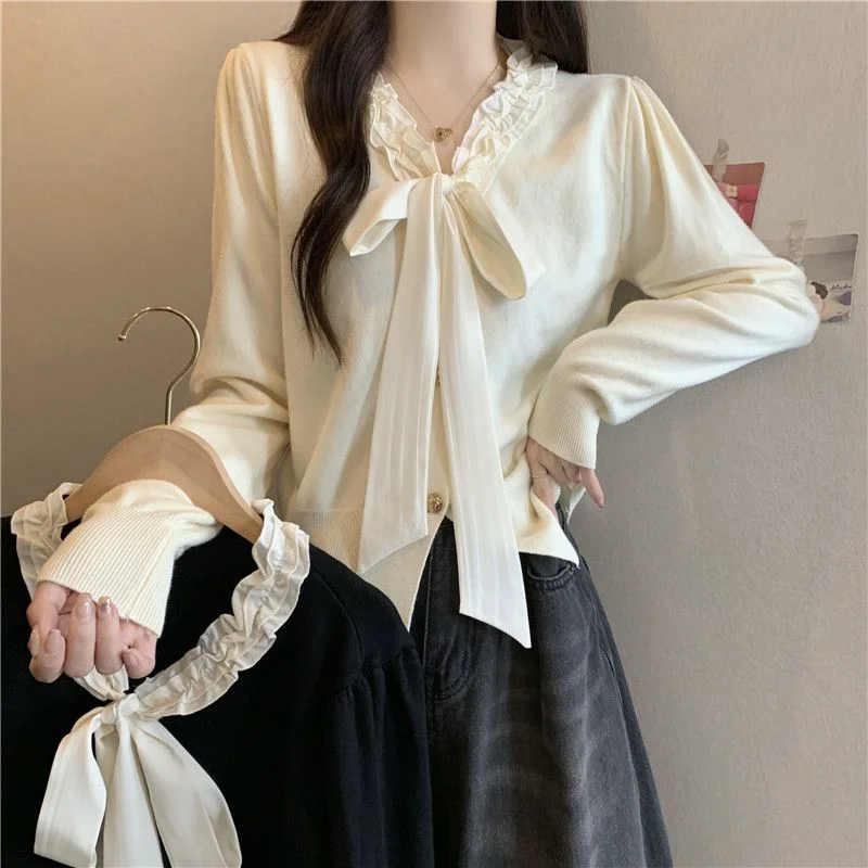 

Petal Collar Bow Tied Shirt with Female Temperament Long Sleeve Shirt Design Sense Base