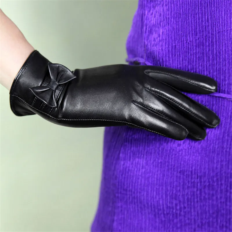 

Real Leather Women Gloves Fashion Wrist Butterfly Knots Autumn Winter Thermal Black Sheepskin Driving Gloves Female XC-104L