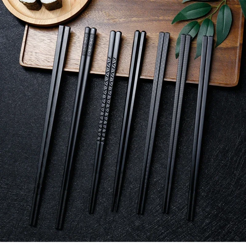 10Pairs Set Japanese Chopsticks Black Sushi Fast Food Noodles Chop Sticks Korean Tableware Kitchen Bar Supplies Chinese Cutlery